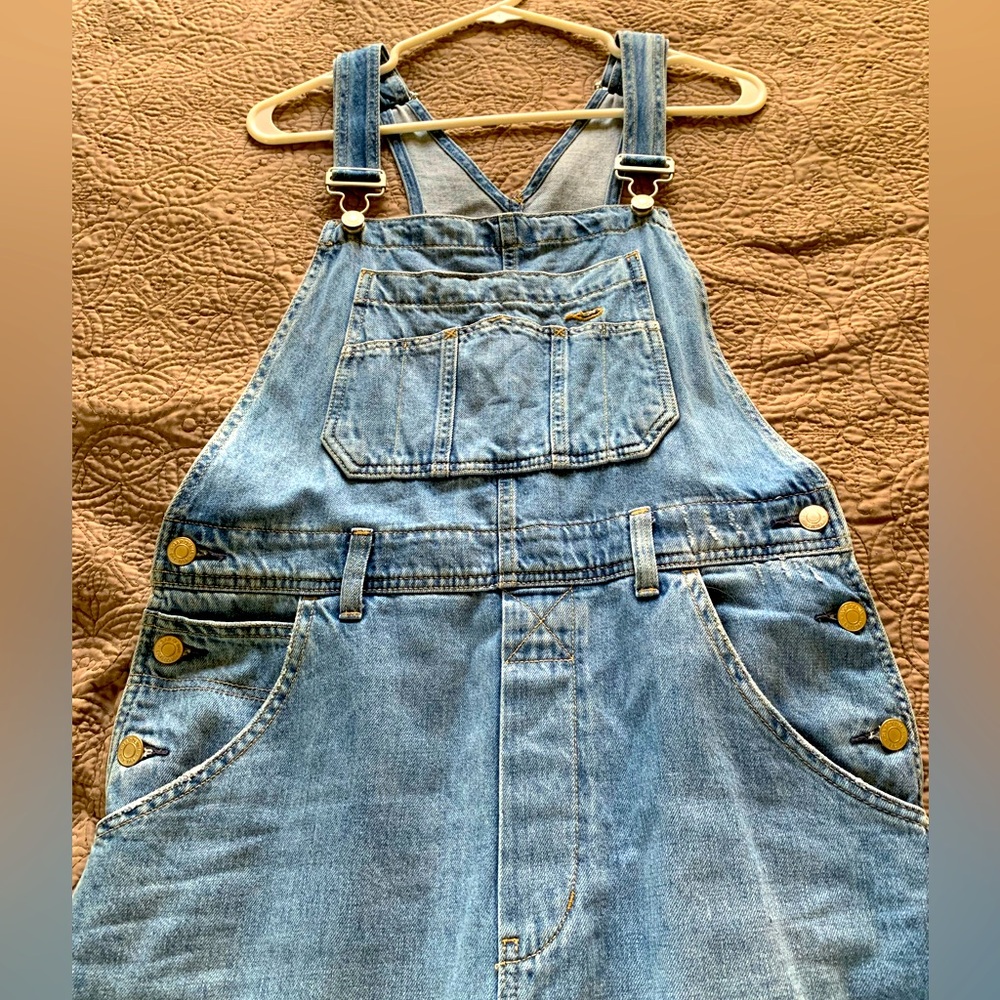 Gap 90s Loose Overalls - EUC - SOLD OUT ONLINE!